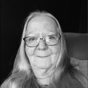 Meet your Posher, Joann